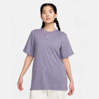 【NIKE 耐吉】短袖 上衣 T恤 運動 休閒 女 AS W NSW TEE ESSNTL LBR 紫色 刺繡 LOGO(FD4150509)