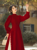 新中式連衣裙女秋冬新款復古法式立領訂婚小禮服別致絕美長裙紅色