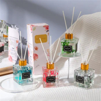 100ml Flower Reed Diffuser with Sticks, Home Natural Oil Scented Diffuser for Bathroom, Fireless Hotel Aroma Reed Diffuser Set