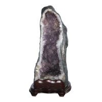 【古緣居】巴西天然紫水晶洞 +木製底座(33.45公斤)