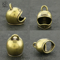 Brass Classic Motorcycle Helmet Bell Key Chains Pendants Punk Men Keychains Hangings Jewelry Vintage Metal Copper Keychains