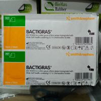 bactigras 10cm x 10cm