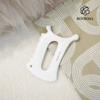 【ROYROSA】韓國純手工製 第二代魔手陶瓷刮痧板一入(撥經 臉部按摩 擬真手感 養生按摩)