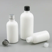 New Design!! 30ml 50ml 100ml Refillable Natural White Glass Bottle white Silver Black Aluminium Cap 1oz 5/3oz Whtie Drop Bottle
