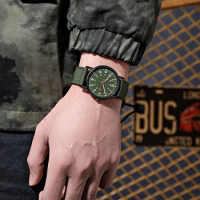 Men Luxury Quartz Watch Army Soldier Military Watch Simple Men Canvas Strap Sports Watch Anlog Military Watches