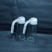 TEEMURAH Oil Pot 630 - Botol Minyak Dengan Pegangan Putih dan Tutup Putih - Ideal untuk Memasak dan 