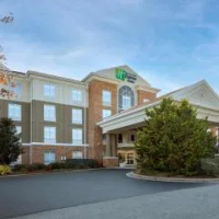 โรงแรม Holiday Inn Express Hotel &amp; Suites Greensboro - Airport Area, an IHG Hotel