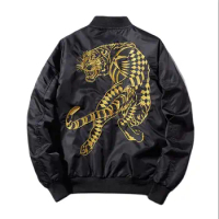 Men Sukajan Bomber Jacket Tiger Embroidered Luxury Tiger Male Coat 2024 Spring Winter Padded Motorcycle Waterproof Japan Jackets