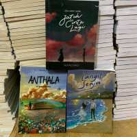 PAKET 3 BUKU / JATUH CINTA LAGI/ LANGIT SENJA/ ANTHALA