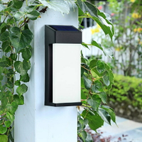 新款太陽能燈LED燈具戶外花園景觀燈防水庭院壁燈檯階燈裝飾燈LED燈照明燈小夜燈太陽能牆壁燈太陽能圍牆燈