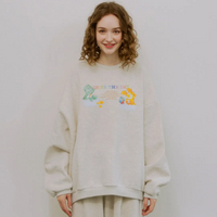 Care Bears原創女款 燕麥奶色衛衣Sweater 【秋高氣爽】《Wish Bear/Fine Shine Bear設計》《簡約寬鬆Oversized》《原廠授權貨品質保證》