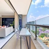 住宿 La Vista Dream Apartments Luxury &amp; Modern with City View and Inverter back up! 桑頓 約翰尼斯堡