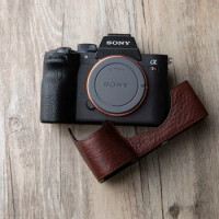 AYdgcam Genuine Leather Camera case Handmade Video Half Bag For Sony A7R4 A7R IV A9M2 Retro Vintage Bottom Case