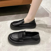 Soft Bottom Nurse Shoes Women Casual Shoes Slip On Walking Shoes Loafer Slipper