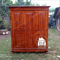 lemari 3 pintu kayu jati