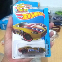 Hot Wheels Fast Felion Th Reg