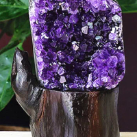 520g Natural amethyst cluster amethyst cave piece raw stone home office living room crystal decoration gift small decoration