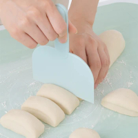 Plastic Dough Cutter Cake Cream Spatula Kitchen Pastry Blender Butter Batter Scraper DIY Cookie Bread Knife Baking Accessories