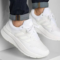 Sepatu Sneakers Znchill Hq3852 11-