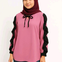 Blouse Baru Hadir dengan Ruffle Hitam dan Lengan Panjang Warna Mewah Shirts