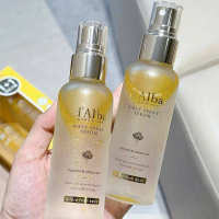 Xịt khoáng d’alba dưỡng ẩm, căng bóng