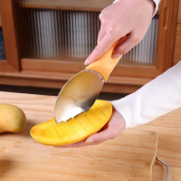 Cut Mango Grains Scoop Out Meat Peel Fruits Separate Knives Dice and Take Meat Kitchen Items