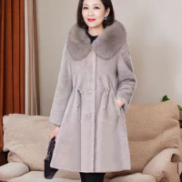 Fake fur fur coat with hood for women's winter 2023 new fur integrated mid length mink fur coat faux