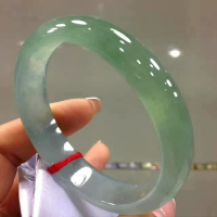 【現貨】緬甸翡翠手鐲冰透正圈玉手鐲冰糯種油青飄花玉鐲子圓條鐲子少女款【北歐家居生活】
