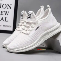 MND Sepatu Pria Sneakers Running Walking Sport Shoes S910 42 Putih