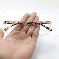 Kacamata Baca Jalan Frame Cat Eye Gagang Leopard dan Ada Per