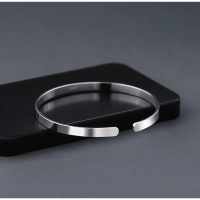 gelang tangan bangle pria polos titanium anti karat tidak luntur