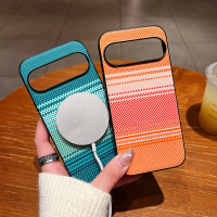Ốp lưng điện thoại từ tính tương thích với Google Pixel 9, kết cấu màu sắc tương phản; ốp bảo vệ da 