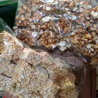 Tengteng Jagung dan Ketan