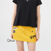 【Qiruo 奇若名品】春夏亮黃色 專櫃精品超短褲裙(設計款個性十足 休閒超短造型褲裙3005C)