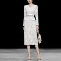 2022春季新款時尚法式優雅V領長袖蕾絲白色中長款風衣式連衣裙