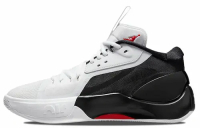 JORDAN ZOOM SEPARATE PF BULLS