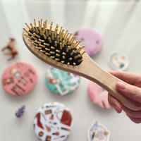BLESS TOYS / PERAWATAN RAMBUT / SISIR RAMBUT / HAIRBRUSH / SISIR RAMBUT KAYU / SISIR RAMBUT ESTETIK