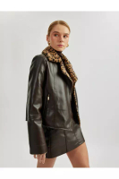 KOTON 仿製豹紋仿皮電單車夾克，設有拉鍊口袋