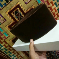 peci songkok bludru coklat exclusive tinggi 12 cm - ukuran peci 6 Kopiah Muslim Hitam