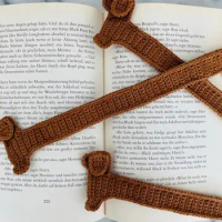 1Pc New Dachshund Bookmark Unique Dog Knitted Bookmark Creative Handmade Crocheted Brown Dachshund Crafts Student's School Gift