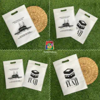 (20) Tas goodiebag souvenir spunbond umrah dan haji ka'bah termurah terlaris Umroh