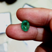 Natural Emerald Beryl Colombia 2.12ct Memo GLI