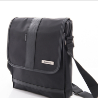 KAWASAKI 超輕時尚日制流行側背包_黑/灰