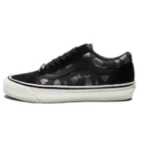 OLD SKOOL LX UNDEFEATED X VANS BLACK