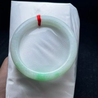 天然緬甸翡翠A白底青翡翠手鐲水潤細膩色澤陽綠高貴優雅釉潔清爽
