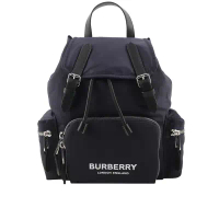 【BURBERRY】The Rucksack 標誌印花尼龍中型軍旅背包(海軍藍)