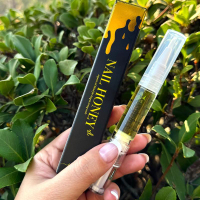 Twinkled T Nail Honey - Organic Nail Growth Oil For Strength & Moisture Nail Care ผสมผสานกับ Golden