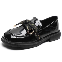 loafer shoes woman's leather