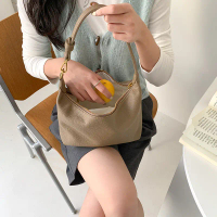 กระเป๋าสะพายหนังนิ่ม สไตล์ฮ่องกง สำหรับผู้หญิง เรียบง่าย ความจุมาก เหมาะสำหรับการเดินทาง กระเป๋ารักแ