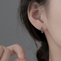 s925純銀黑色十字架耳扣耳環年新款潮高級感耳釘女設計感耳飾